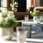 Boutique Murmeli - In & Out Hotel