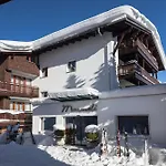 Hotel Boutique Murmeli - In & Out