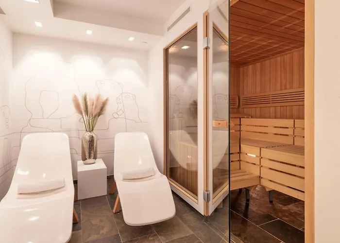 Boutique Murmeli - In & Out * Oberlech